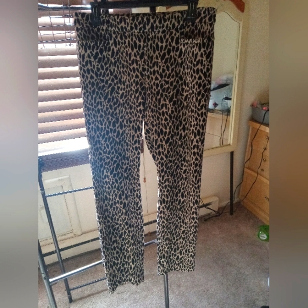 Banana Republic Sloan Pant, Leopard,  size 6